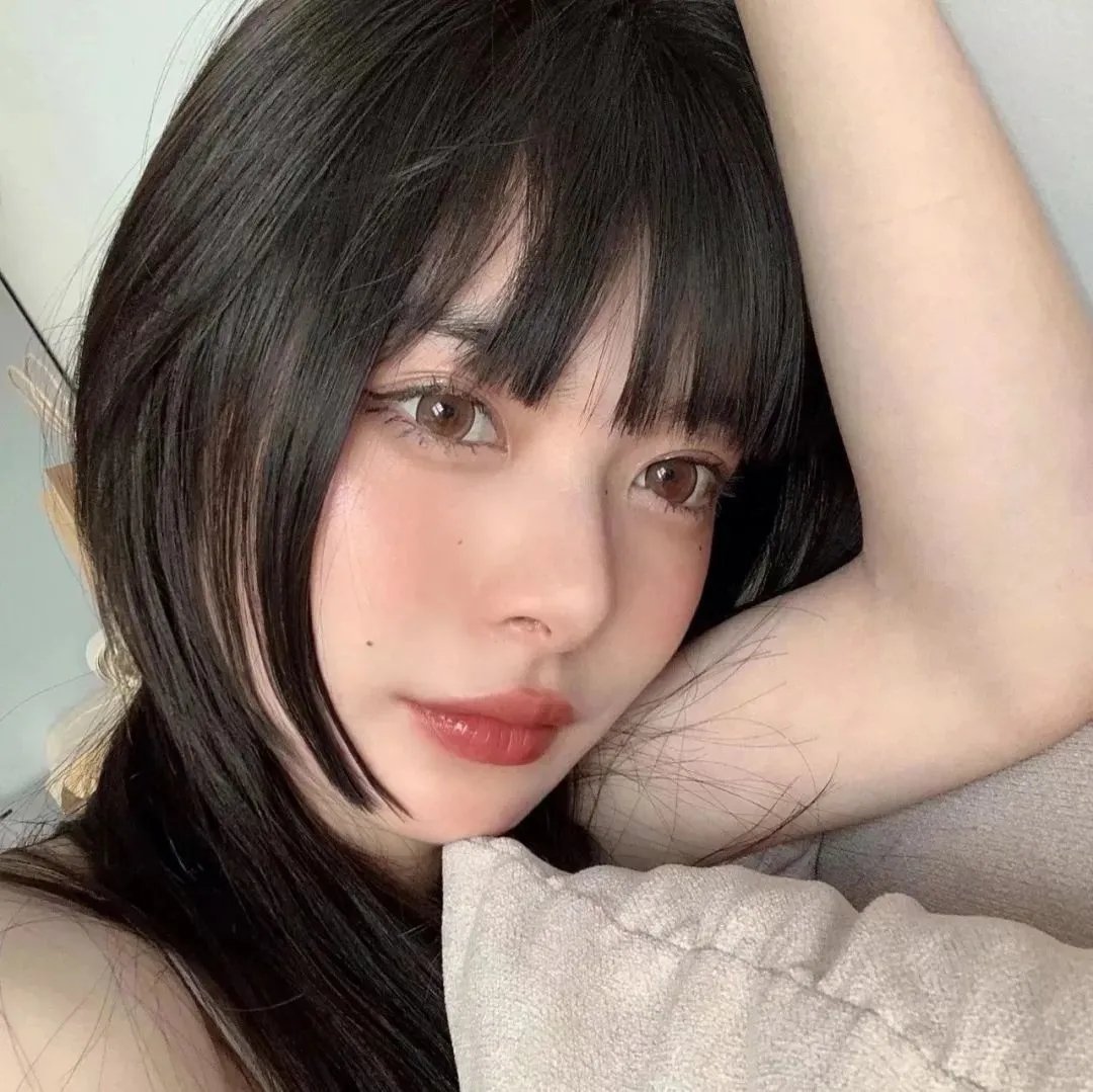 隐秘而伟大 海报